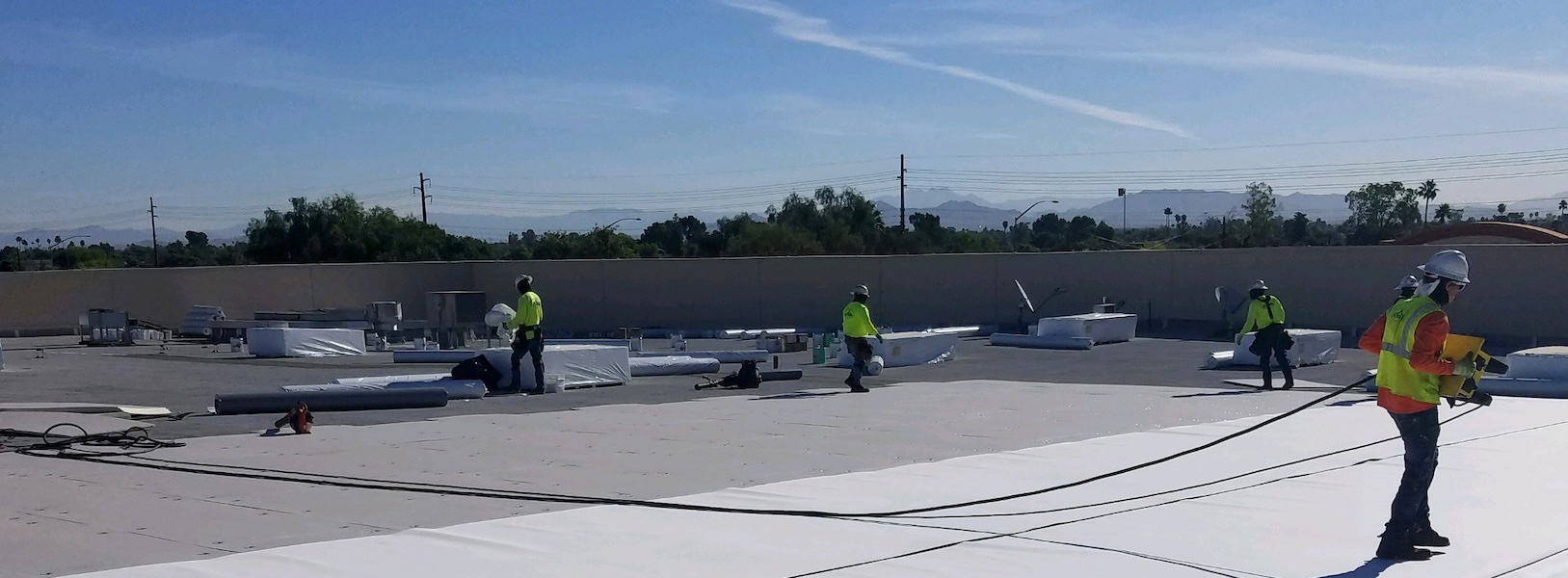 Commercial roof flashing and counterflashing
